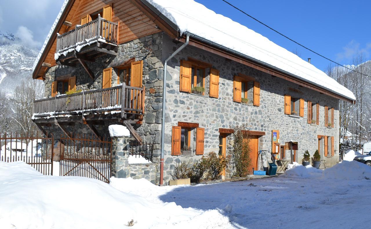 La Cle Des Bois Bed & Breakfast Le Bourg-d'Oisans Exterior photo