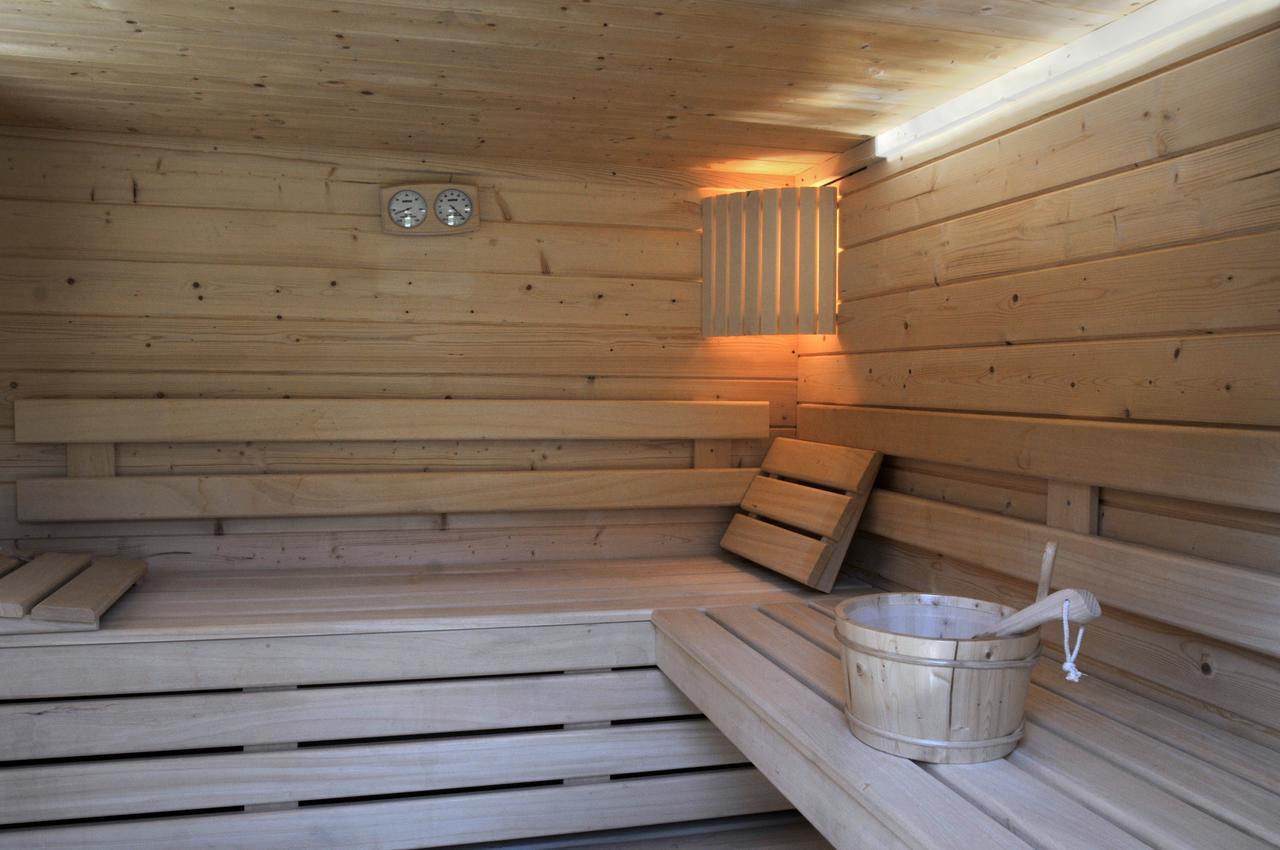 La Cle Des Bois Bed & Breakfast Le Bourg-d'Oisans Exterior photo