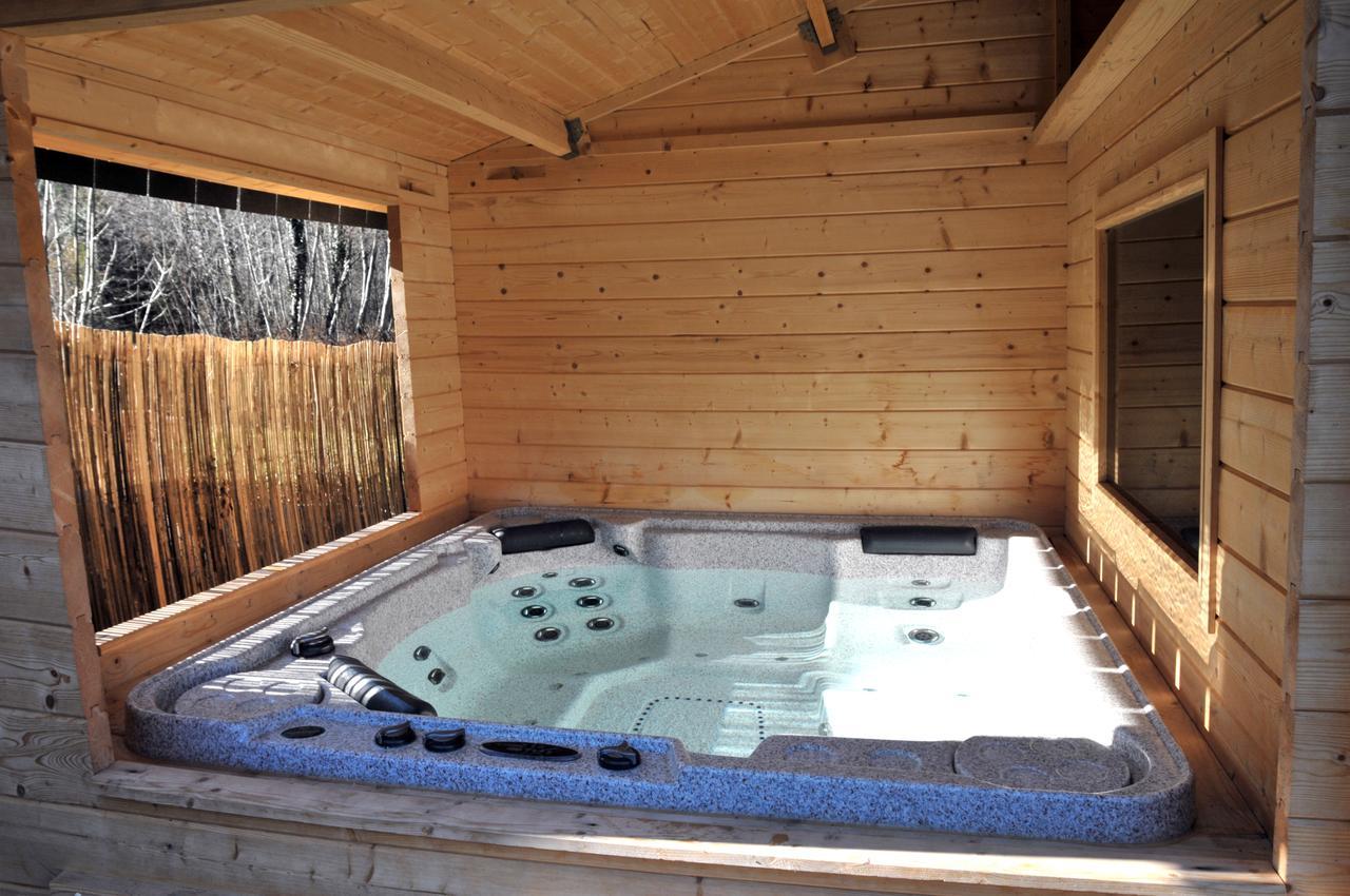 La Cle Des Bois Bed & Breakfast Le Bourg-d'Oisans Exterior photo